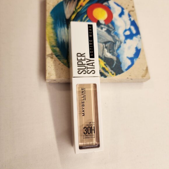 Maybelline Super Stay Liquid Concealer  - 05 - Picture 7 of 9